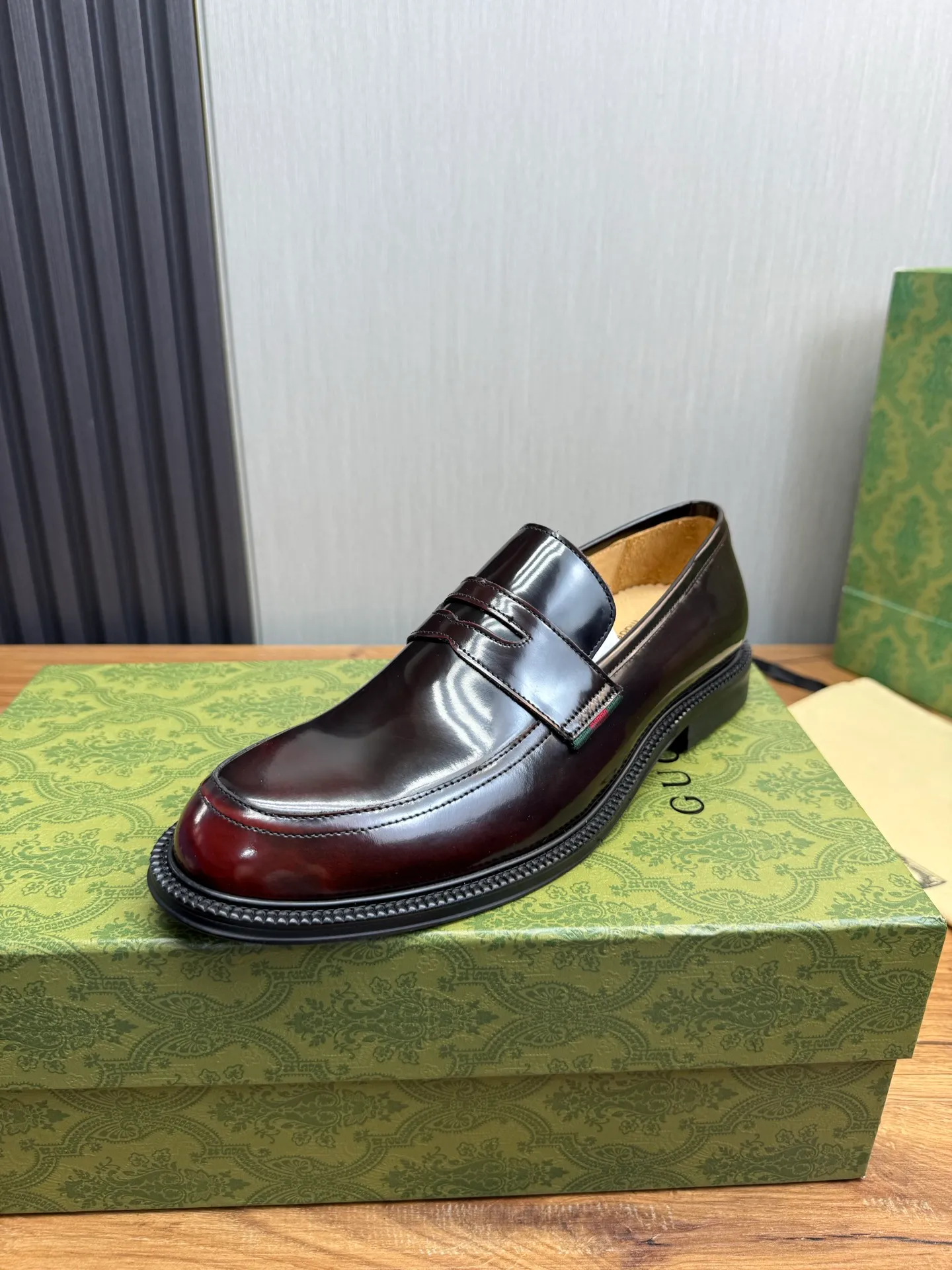 Factory price 520💰 ＧＵＣＩＩ Men's business casual leather shoes, luxurious and noble👞All imported original brand leather, just to create a more comfortable wearing experience, upper: original cowhide ➕Imported full cow lining, original outsole ✔️36-45 (45 non-returnable)